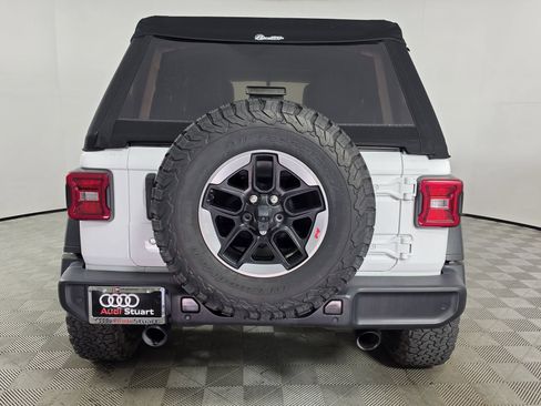 Used 2019 Jeep Wrangler Unlimited Rubicon AWD/4WD image 6