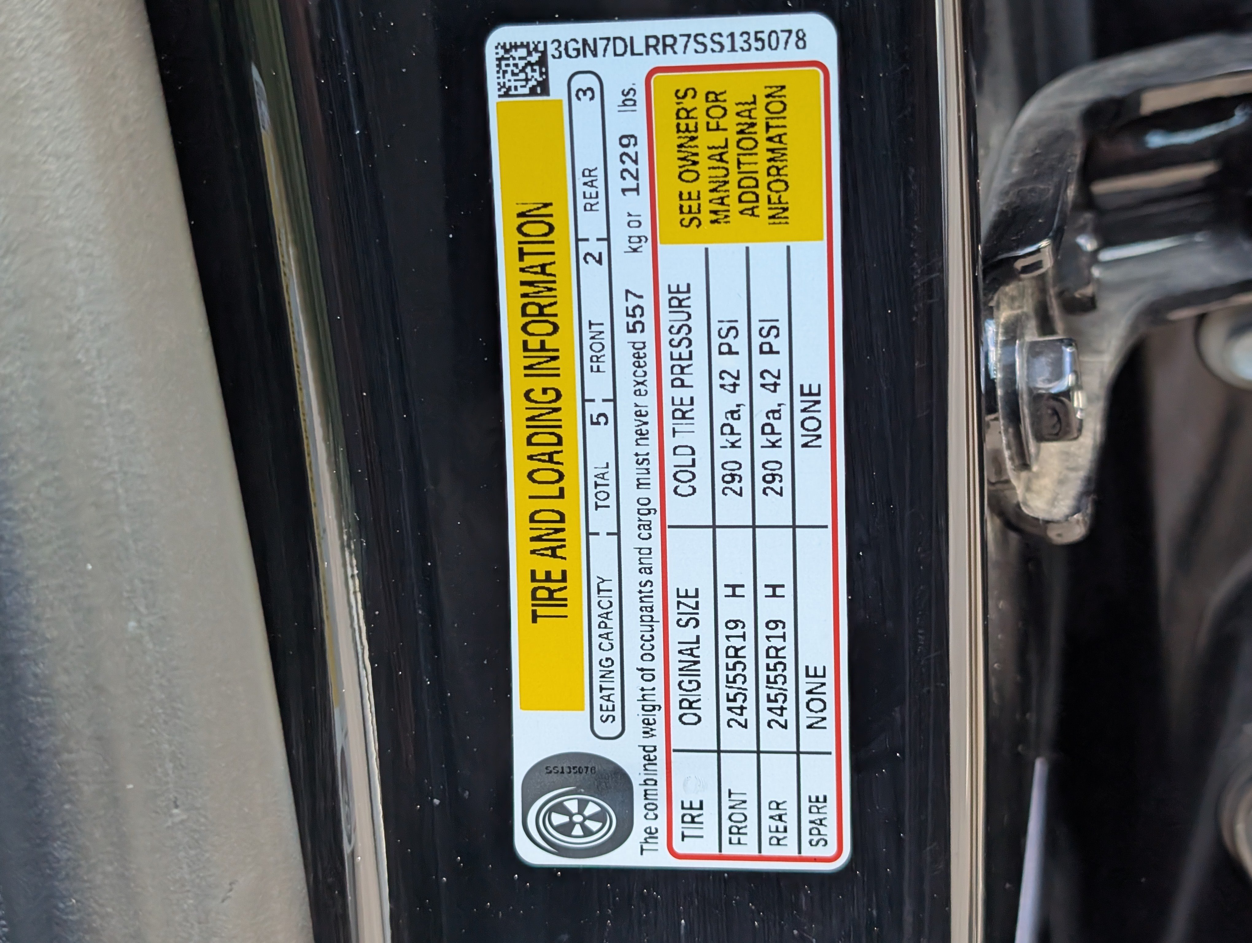 Used 2025 Chevrolet Equinox EV LT w/ Convenience Package AWD/4WD image 40