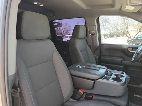 Used 2022 Chevrolet Silverado 1500 Custom Trail Boss w/ LPO, Dark Essentials Package image 10