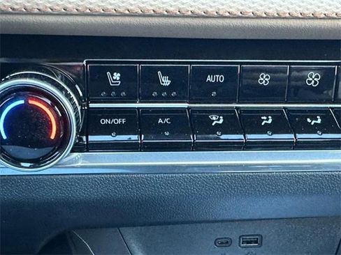 New 2026 Chevrolet Equinox ACTIV w/ Convenience Package III image 15