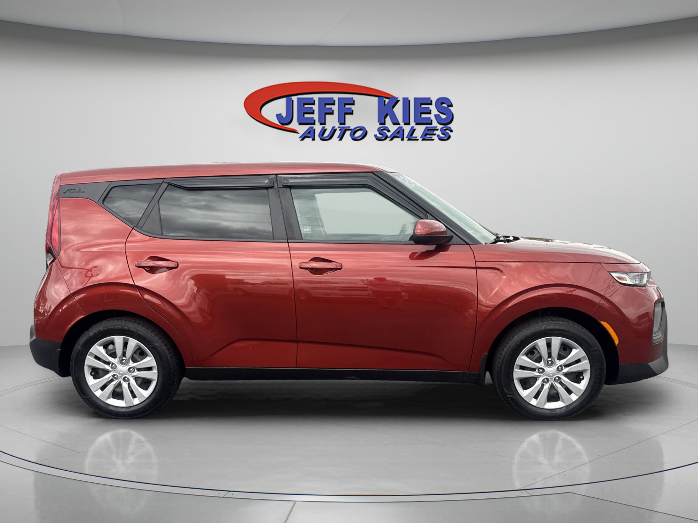 Used 2020 Kia Soul LX FWD image 4