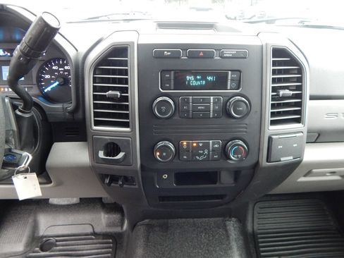 Used 2019 Ford F350 XL w/ Power Equipment Group image 25