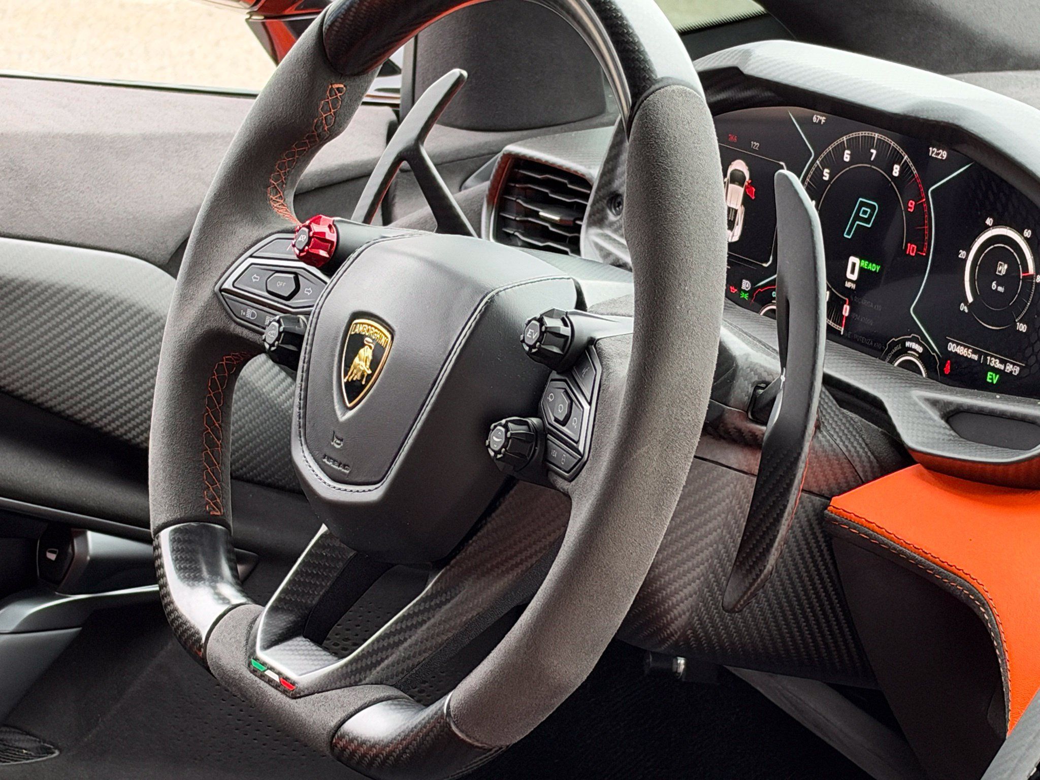 Used 2024 Lamborghini Revuelto AWD/4WD image 47