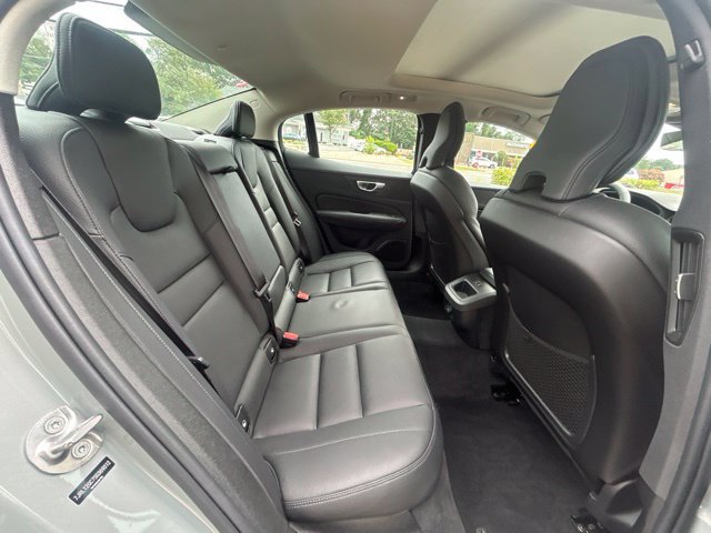 Certified 2025 Volvo S60 B5 Plus AWD/4WD image 13