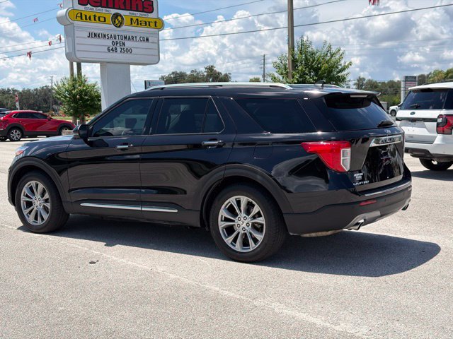 Used 2023 Ford Explorer Limited w/ Equipment Group 301A RWD image 3