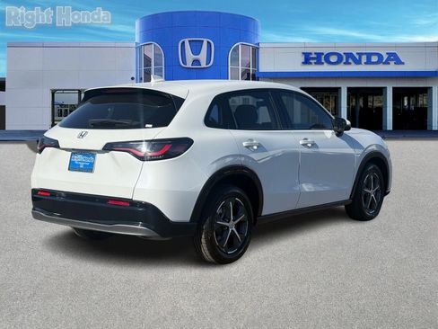 Used 2023 Honda HR-V EX-L image 8