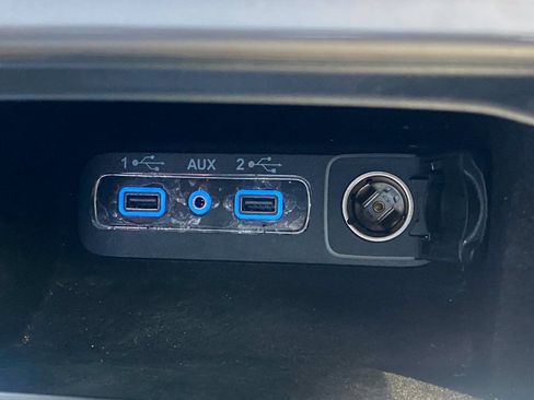 Used 2019 Jeep Grand Cherokee Altitude AWD/4WD image 35