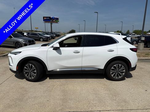 Used 2024 Buick Envision Preferred AWD/4WD image 3