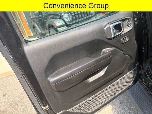 Used 2019 Jeep Wrangler Unlimited Sport S AWD/4WD image 7