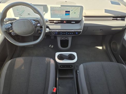 Certified 2024 Hyundai Ioniq 5 SEL RWD image 18
