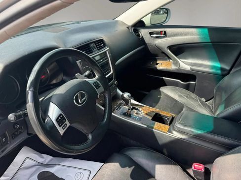 Used 2012 Lexus IS 250 w/ Premium Pkg Value Edition RWD image 8