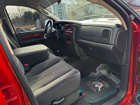 Used 2005 Dodge Ram 1500 Truck SLT w/ Daytona Edition Group image 27