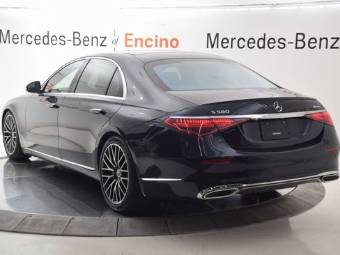 New 2025 Mercedes-Benz S 580 4MATIC Sedan image 4