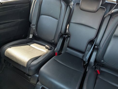 Used 2025 Honda Odyssey Sport-L image 12