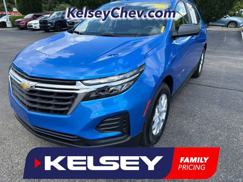 Used 2024 Chevrolet Equinox LS w/ LS Convenience Package FWD image 1