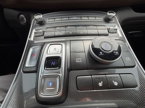 Certified 2022 Hyundai Santa Fe SEL Premium image 31