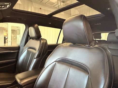 Used 2025 Jeep Grand Cherokee L Limited image 25