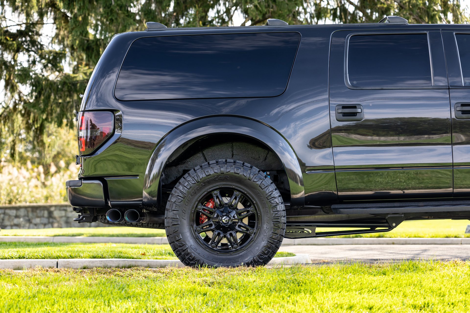 Used 2013 Ford F150 Raptor w/ Luxury Equipment Group AWD/4WD image 17
