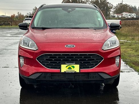 Used 2022 Ford Escape SEL w/ SEL Stealth AWD Package image 9