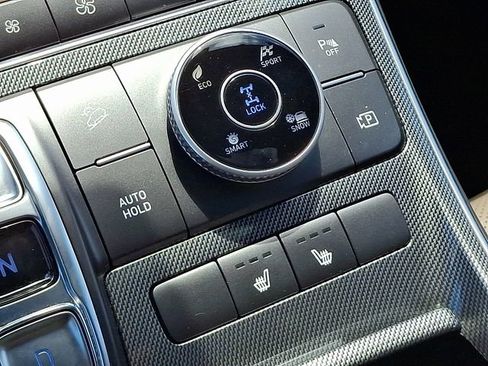 Certified 2023 Hyundai Santa Fe SEL Premium AWD/4WD image 25