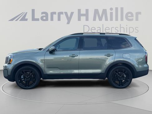 Used 2025 Kia Telluride EX X-Line AWD/4WD image 2