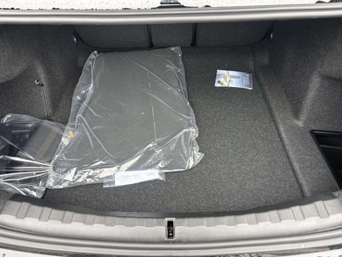 New 2026 BMW 330i xDrive Sedan w/ Premium Package image 9