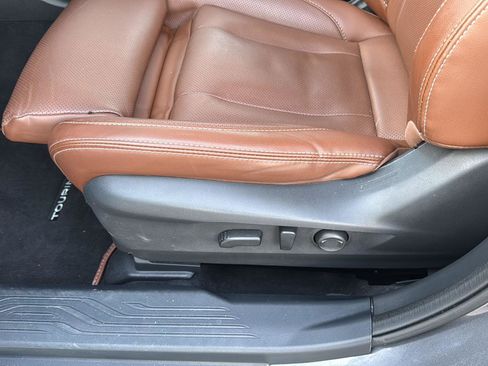 Used 2022 Subaru Outback Touring XT image 27