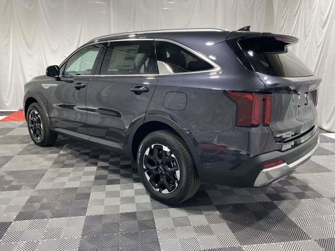 New 2026 Kia Sorento S AWD/4WD image 2