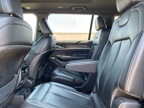 Used 2024 Jeep Grand Cherokee L Limited RWD image 17