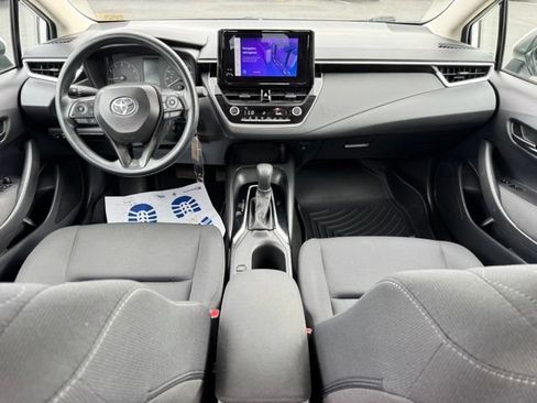 Used 2024 Toyota Corolla LE FWD image 12