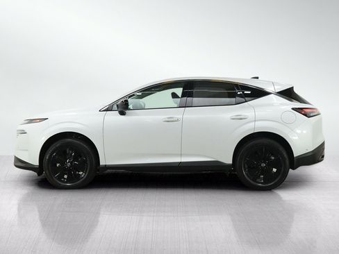 Used 2025 Nissan Murano SV AWD/4WD image 2
