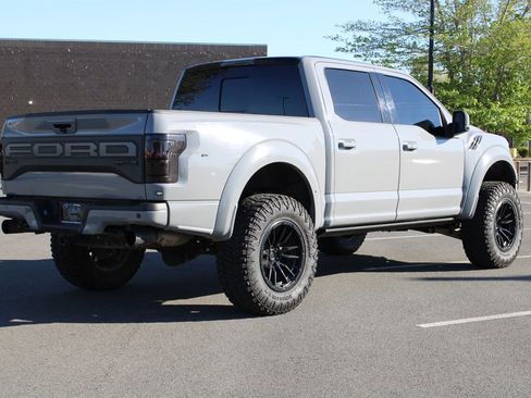 Used 2019 Ford F150 Raptor w/ Equipment Group 802A Luxury AWD/4WD image 2