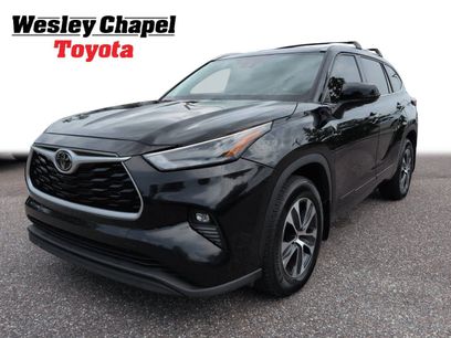 Used 2022 Toyota Highlander XLE