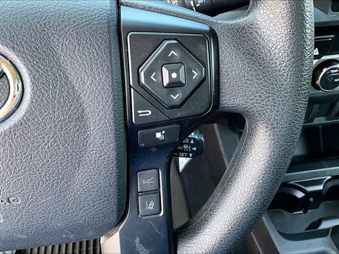 Used 2023 Toyota Tacoma SR AWD/4WD image 21