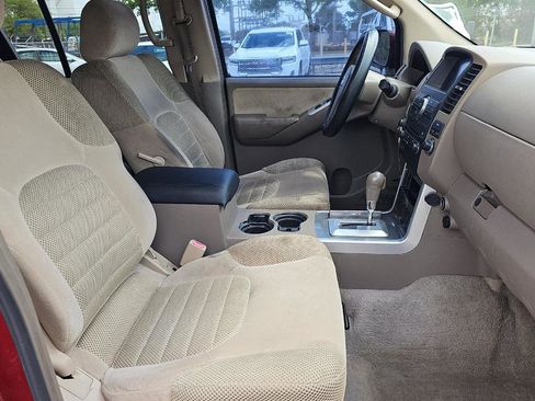 Used 2008 Nissan Pathfinder SE image 8