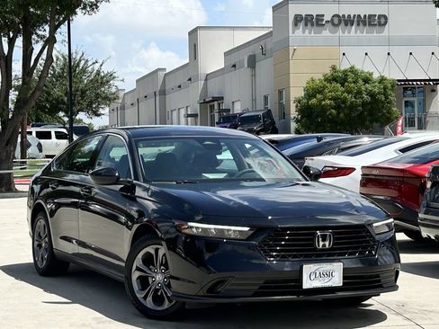 Used 2024 Honda Accord EX image 2