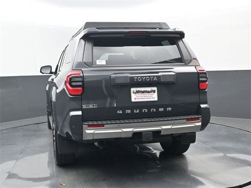 New 2025 Toyota 4Runner Limited image 19