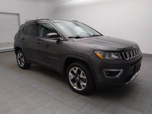 Used 2019 Jeep Compass Limited AWD/4WD image 11