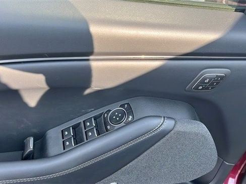 New 2025 Ford Mustang Mach-E Premium image 39