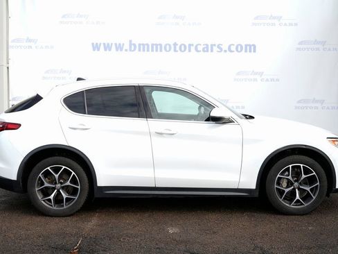 Used 2019 Alfa Romeo Stelvio Ti image 7
