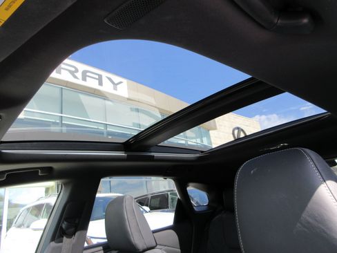 Used 2025 Lexus RX 450h AWD w/ Luxury Package image 17