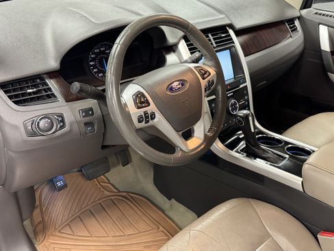Used 2011 Ford Edge Limited w/ 301A Rapid Spec Order Code FWD image 10