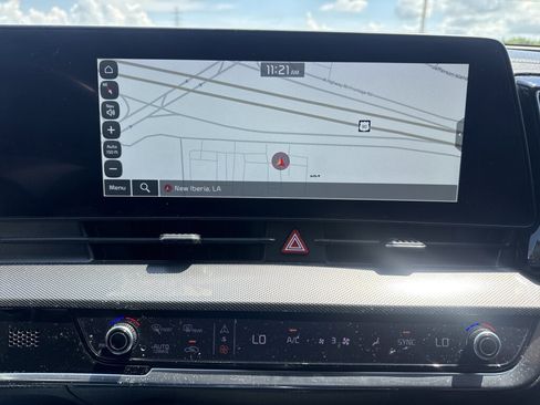 Certified 2023 Kia Sportage SX FWD image 30