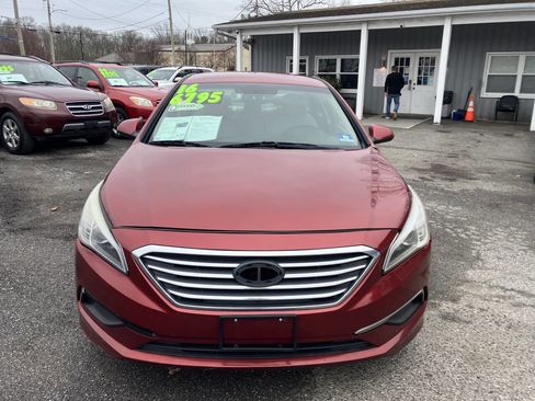 Used 2016 Hyundai Sonata SE FWD image 4
