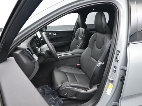 New 2026 Volvo XC60 T8 Ultra w/ Climate Package AWD/4WD image 19