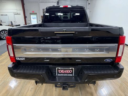 Used 2020 Ford F250 Platinum w/ FX4 Off-Road Package AWD/4WD image 5