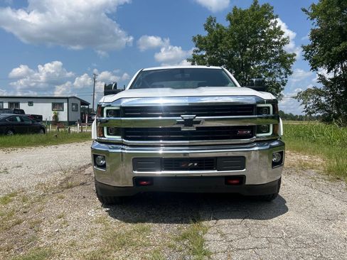 Used 2015 Chevrolet Silverado 2500 LT AWD/4WD image 33