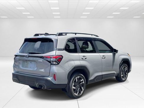 Used 2026 Subaru Forester Limited AWD/4WD image 6