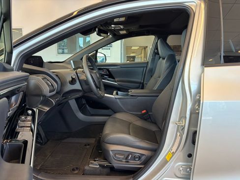 Used 2024 Toyota bZ4X AWD image 14