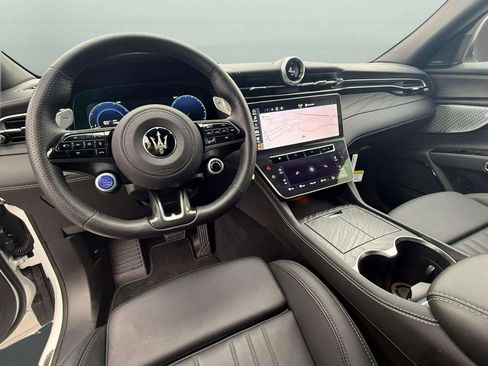 New 2025 Maserati Grecale GT AWD/4WD image 34